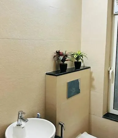 Cozy 1bhk Near Nesco, J Pmorgan Apartment Mumbai
