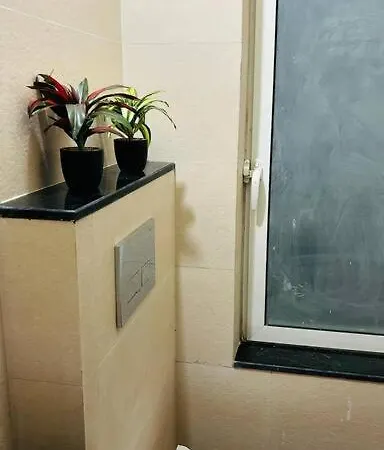 Cozy 1bhk Near Nesco, J Pmorgan Mumbai