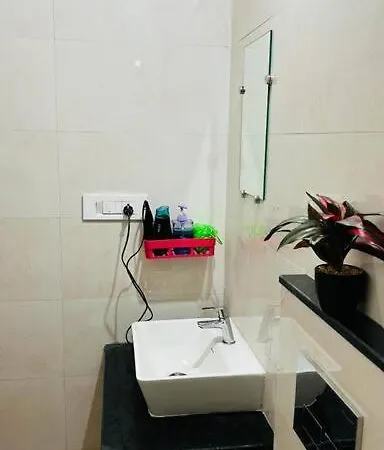 Apartment Cozy 1bhk Near Nesco, J Pmorgan Mumbai