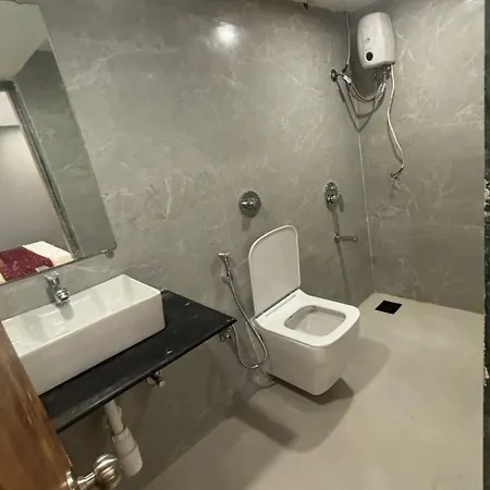 New Zara Grand Hotel