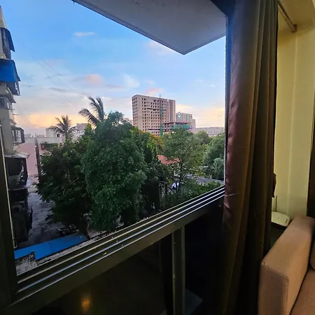 Lite - Kurla West Apartment *