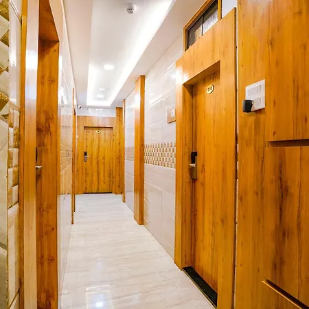Guest house Fabhotel National