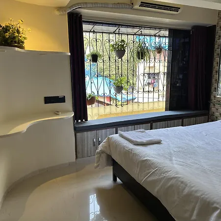 Citadel 1 Bhk Bandra Apartment *