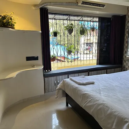 Citadel 1 Bhk Bandra *