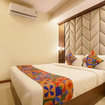 Hotel Fabhotel Rio - Nr International Airport