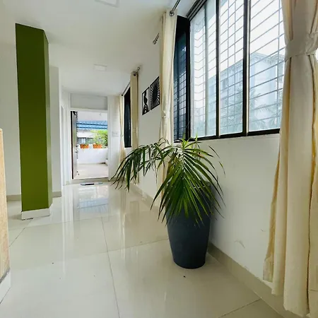 Luxe-bnb Near Airport Mumbai