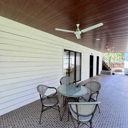 Verandah Aangan The 1bedroom-kitchen Villa Mumbai