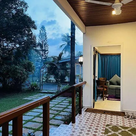 Verandah Myrah 2bh With Plunge Pool Villa *
