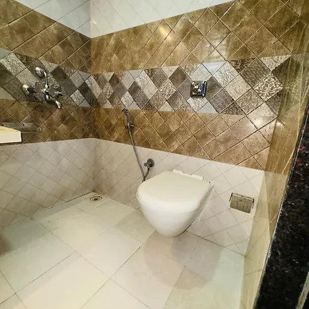 Hotel Grand 3*