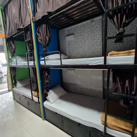 Rameshwar - Parle Highway Hostel