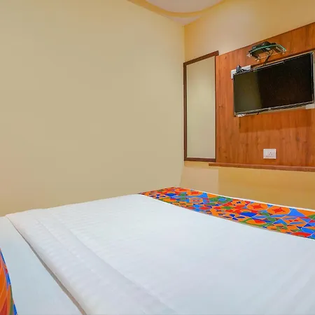 Fabexpress Colaba Grand - 700m From Gateway Of India Hotel 3*