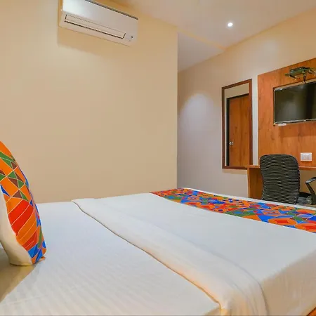 Fabexpress Colaba Grand - 700m From Gateway Of India 3*