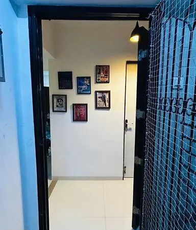 Cozy Corner Apartment *