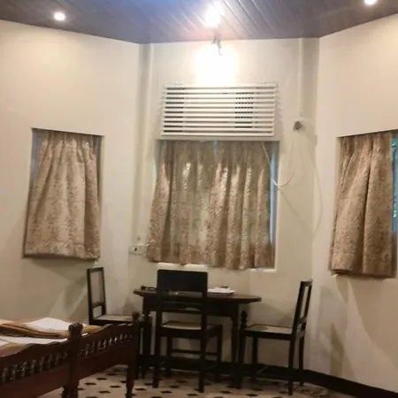 Bed & Breakfast Bentleys Hotel 3*