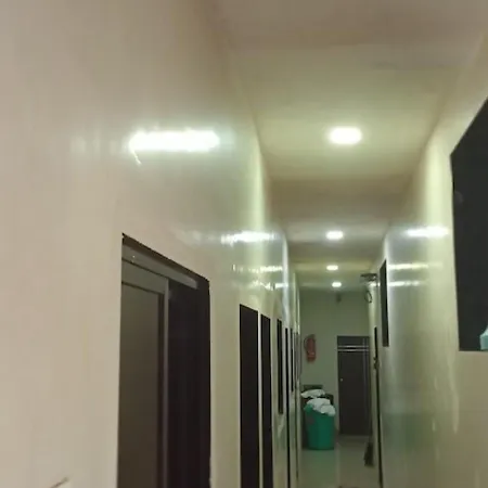 Hotel Paradise 2*