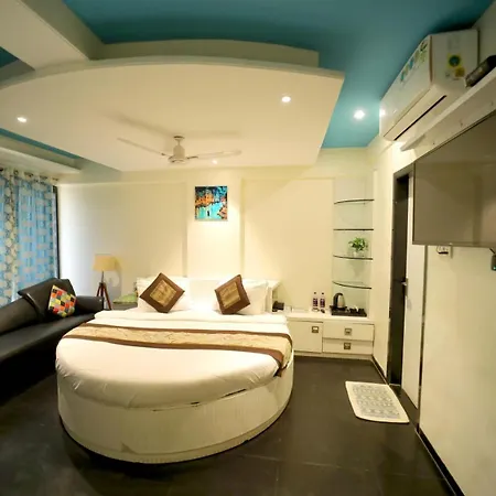Panchvati Residency Andheri West 2*