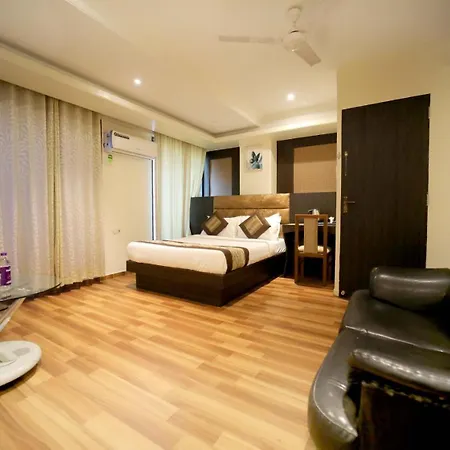 Hotel Panchvati Residency Andheri West 2*
