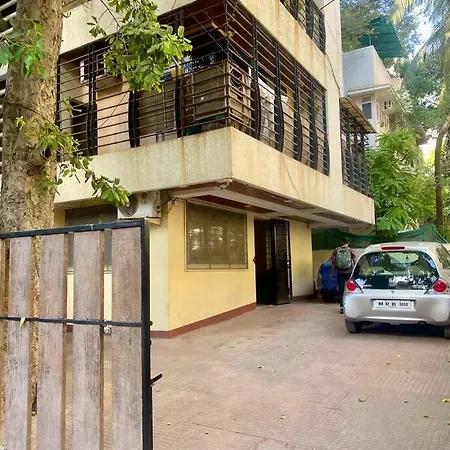Shubhlaxmi With Sit Out - Linking Rd Apartment *