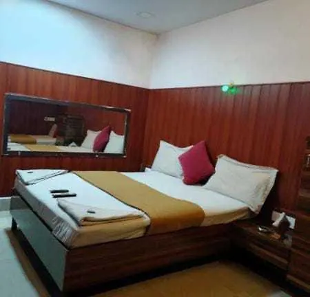 O Sea Land & Restuarant Hotel 3*
