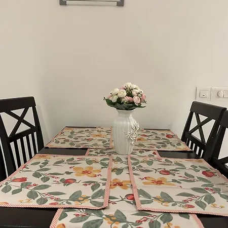 Your Place, Best Quality Things *