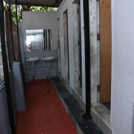 Hostel New Afra *