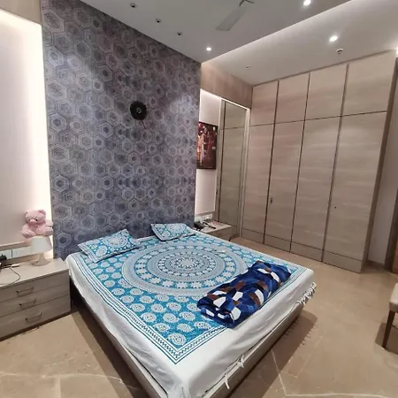 Apartment Kova Luxury Service *