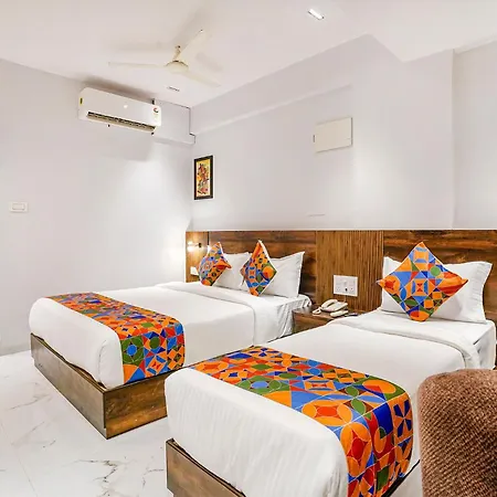 Hotel Fabhotel Peralz - Nr Boriwali Station Mumbai