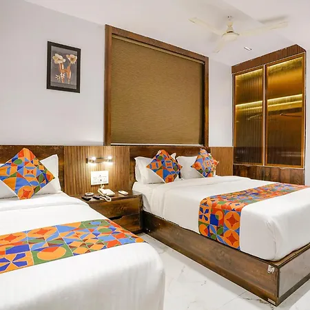 Hotel Fabhotel Peralz - Nr Boriwali Station Mumbai