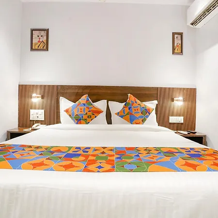 Fabhotel Peralz - Nr Boriwali Station Hotel Mumbai