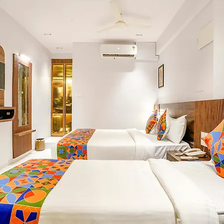 Hotel Fabhotel Peralz - Nr Boriwali Station Mumbai