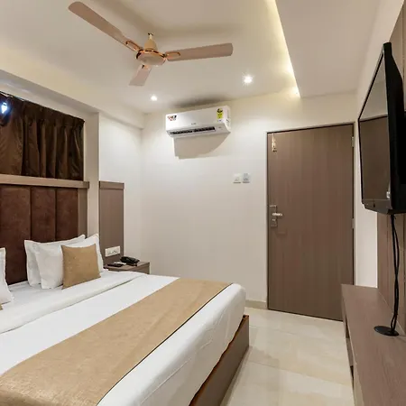 Hotel Metromax Andheri 3*
