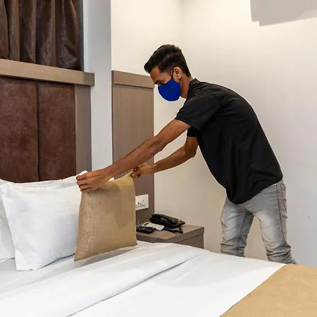 Metromax Andheri Hotel Mumbai