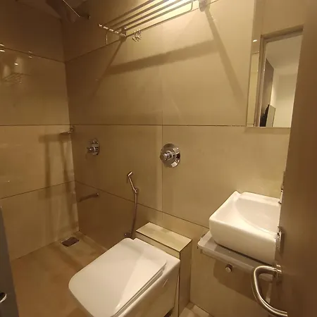 Metromax Andheri 3*
