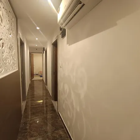 Hotel Metromax Andheri Mumbai
