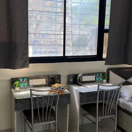Pinaki Shared Live Hostel