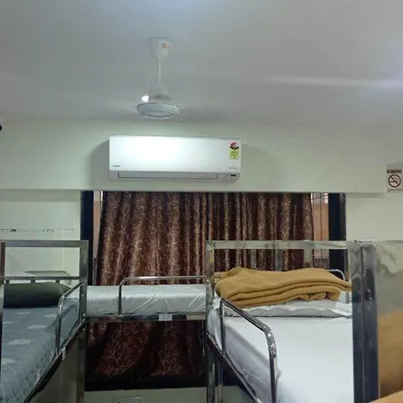 Bed & Breakfast Travels Mumbai