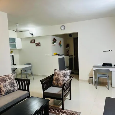 Residential Tranquil Apartment *