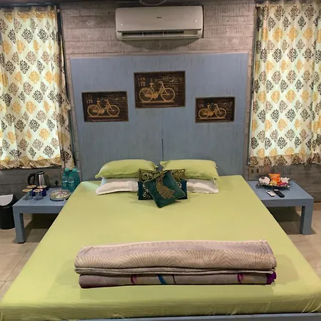 97 Homestay Mumbai