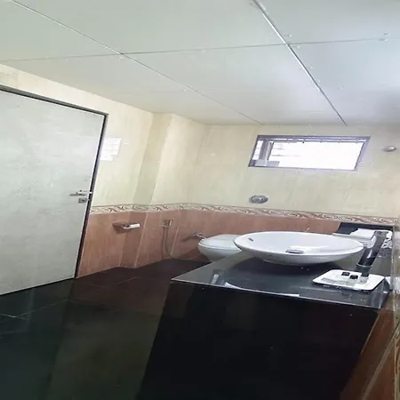 Hotel Kings International Juhu