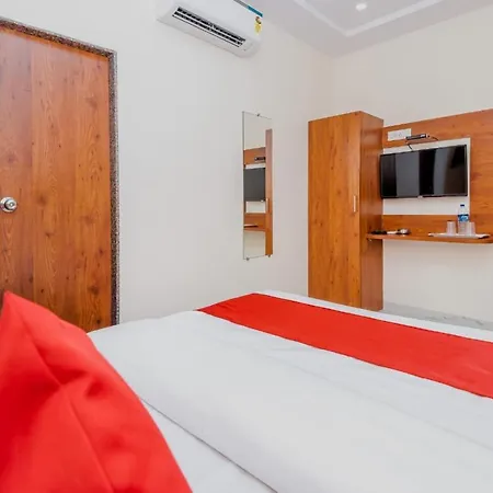 Hotel Purple Orchid 3*