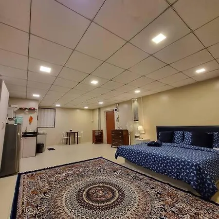 Apartment Arowana - Walk Away From Hill Road Bandra W