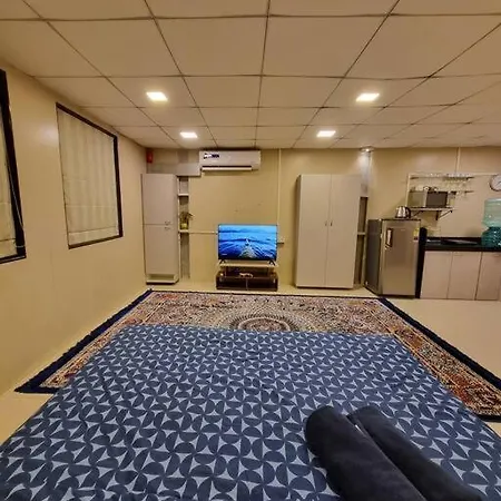 Apartment Arowana - Walk Away From Hill Road Bandra W