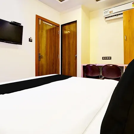 Airport Crown Andheri East, Hotel Mumbai