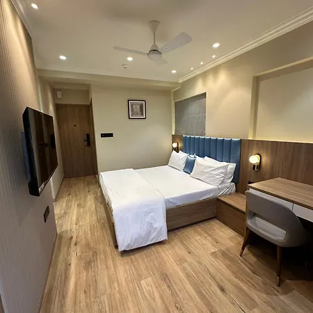 Rudraya Homes - Cozy Premium Serviced Khar - Next To Bandra * Mumbai