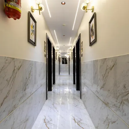 Hotel Windsor Castle 3*