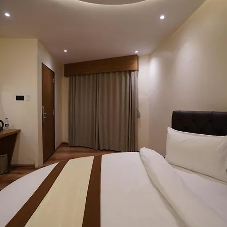 Hotel Lancaster Mumbai