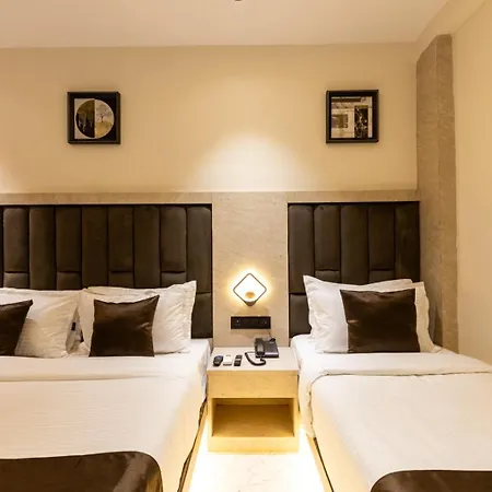 Hotel Windsor Castle 3*