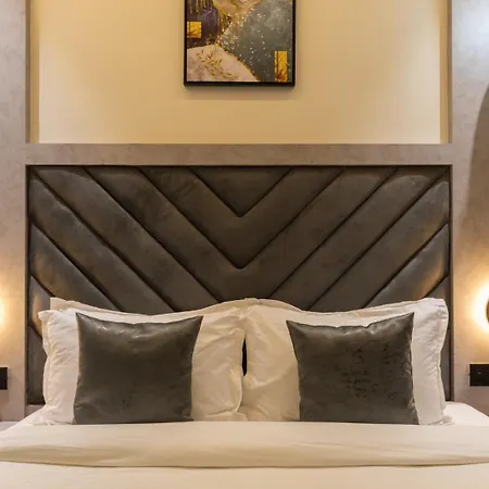 Hotel Windsor Castle Mumbai