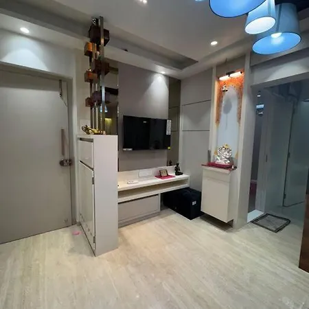 Pixiestays Goregaon West Apartment *