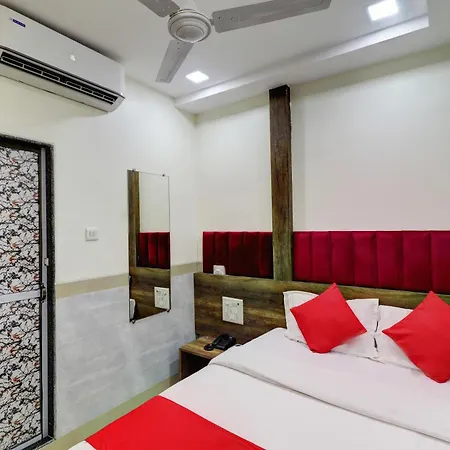 New Balaji Residency 3*